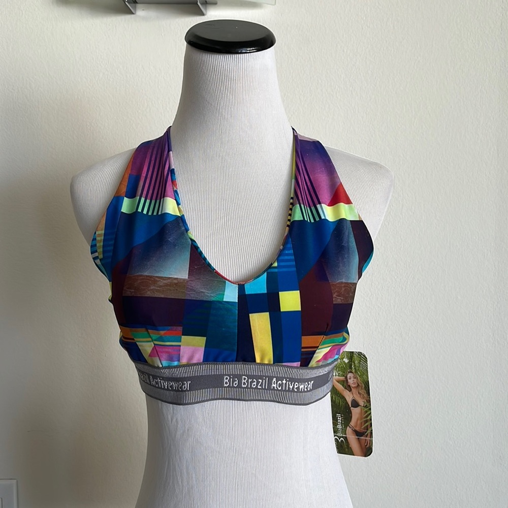 Bia Brazil Woman’s top bra sports size large